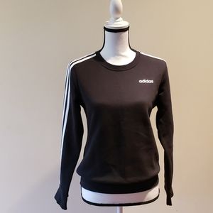 Black Adidas sweatshirt size S